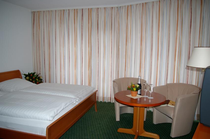 Hotel Haus Deutsch Krone Bad Essen Exteriör bild